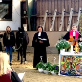 Ostermontag Gottesdienst mit Alpakas in der Reit-und Fahrgemeinschaft Beckedorf