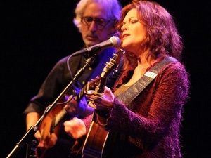 Rosanne Cash with John Leventhal (USA)