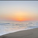 Ostermorgen am Strand zum Sonnenaufgang