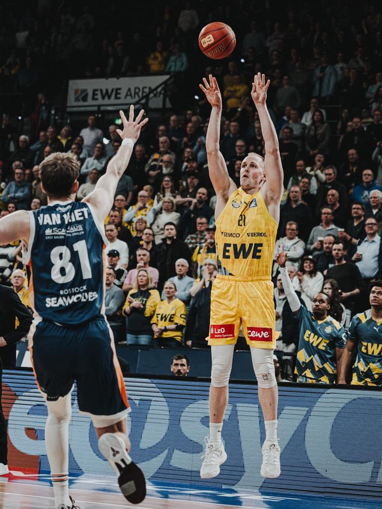 BBL: EWE Baskets Oldenburg - Fitness First Würzburg Baskets