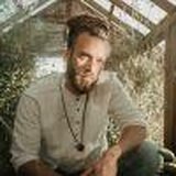 Café Konzert mit Mario Varvarikis