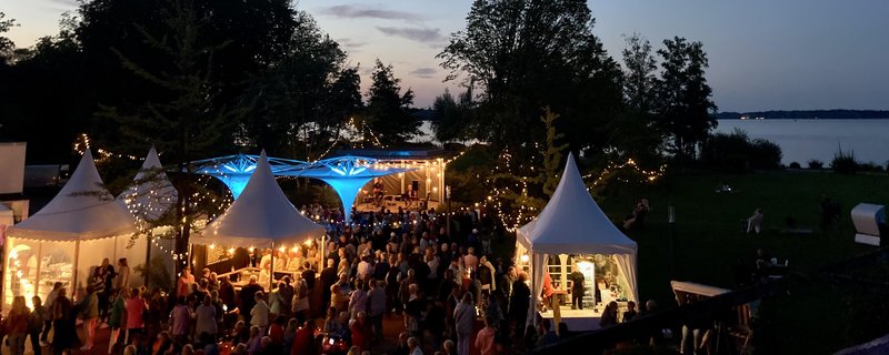 Weinfest am Meer