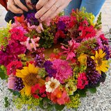 Floristik-Workshop – Blumengestecke aus der Fülle der Blumenbänder im Park der Gärten