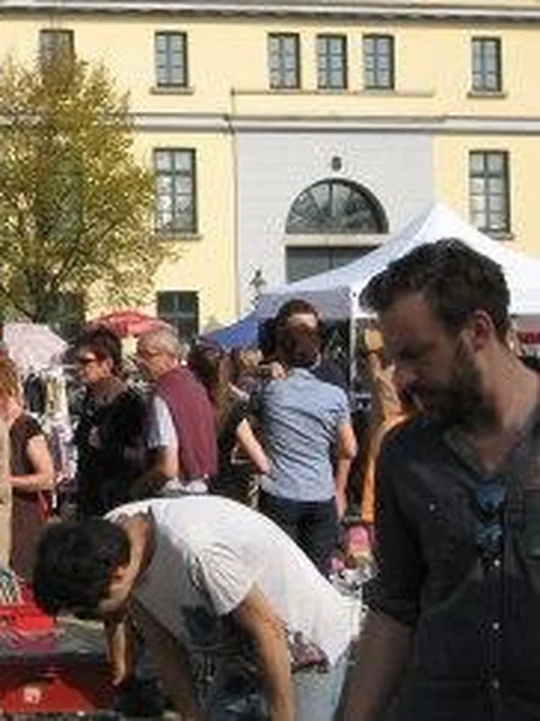 Schlossfloh Trödelmarkt