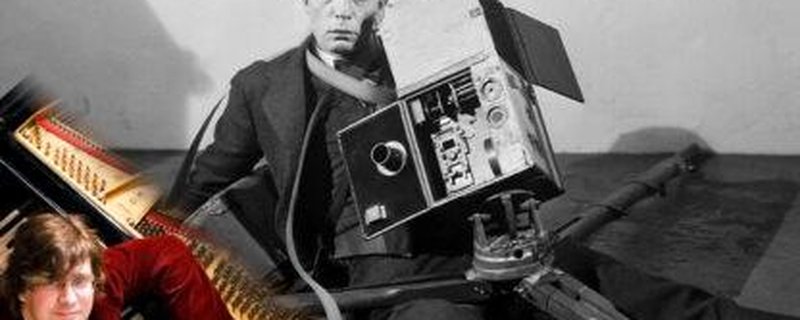 Stummfilmkonzert – Stephan Graf von Bothmer spielt zu „The Cameraman“ von Buster Keaton