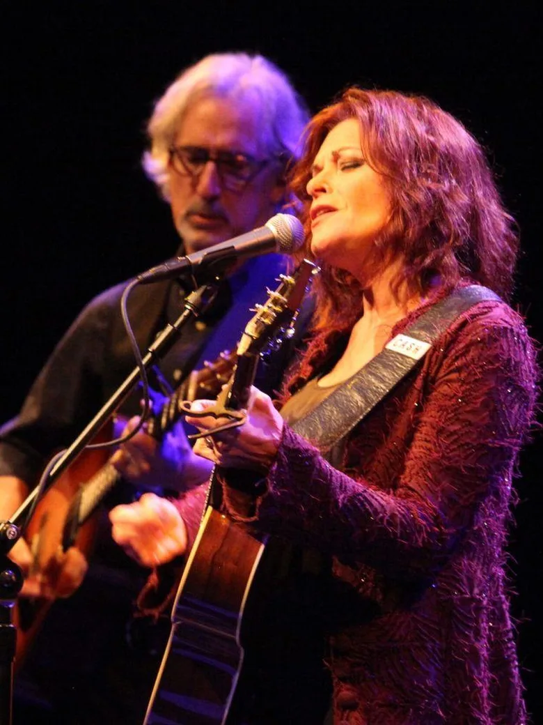 Rosanne Cash with John Leventhal (USA)