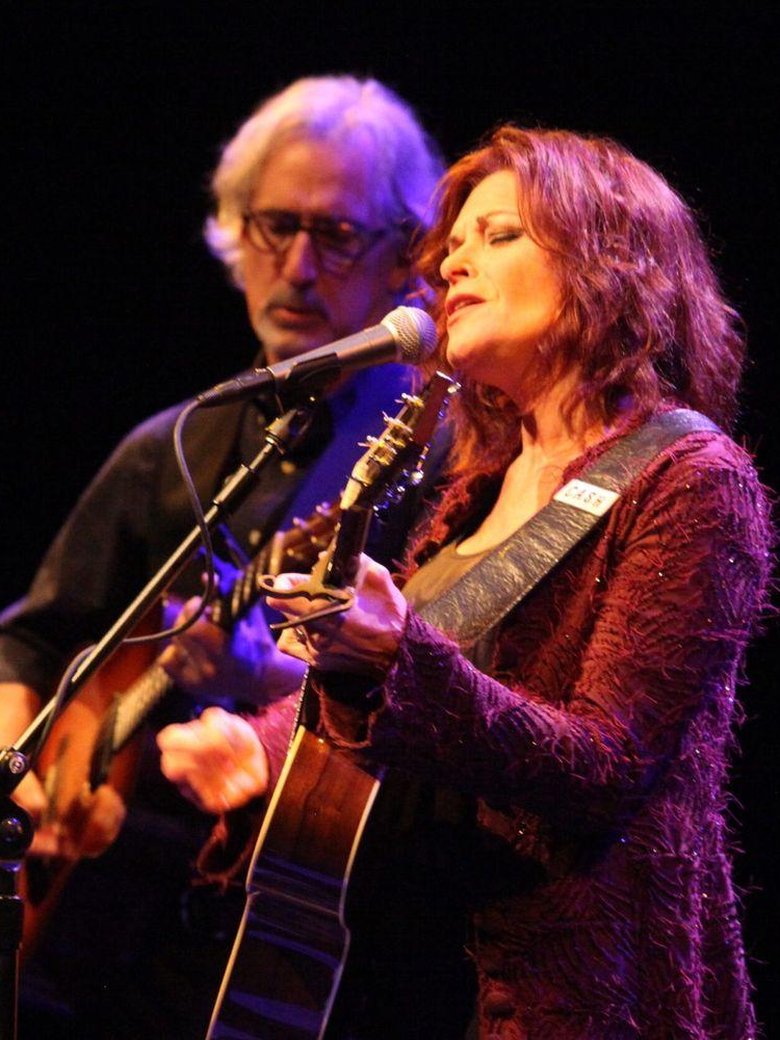 Rosanne Cash with John Leventhal (USA)