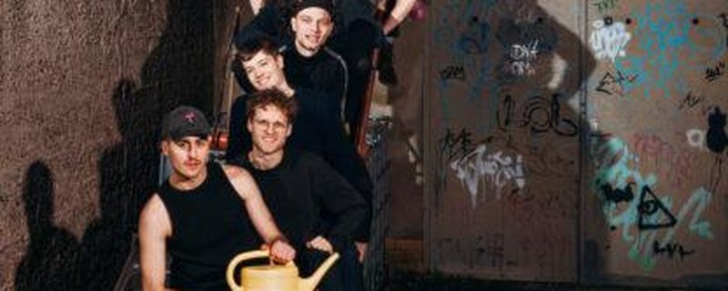 SEARCHING FOR HOME „10th Birthday Tour“