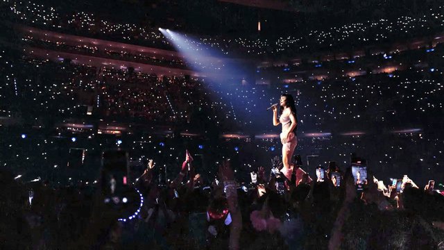 Katy Perry: The Lifetimes Tour - Live from Paris