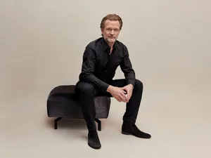 Sebastian Knauer / Czech National Symphony Orchestra / John Axelrod