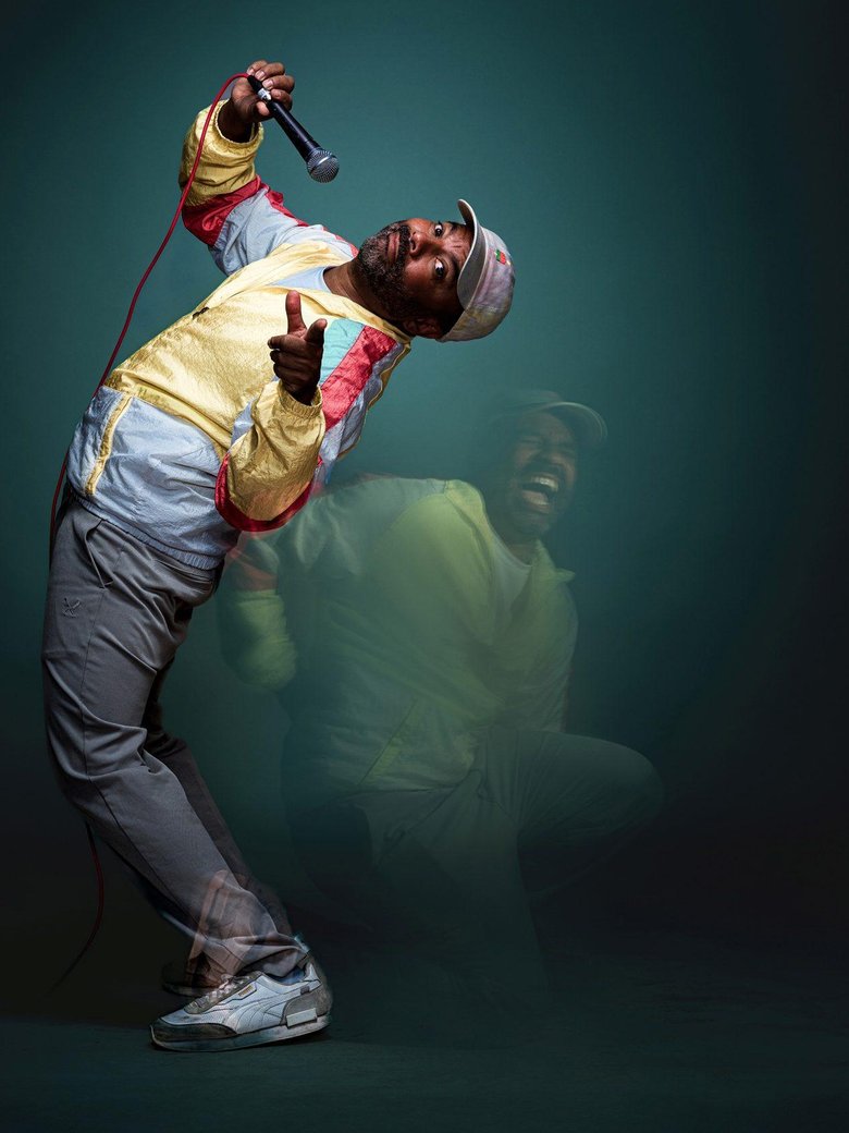 Simon Pearce – „Funny Bones“ (auch im Abo)