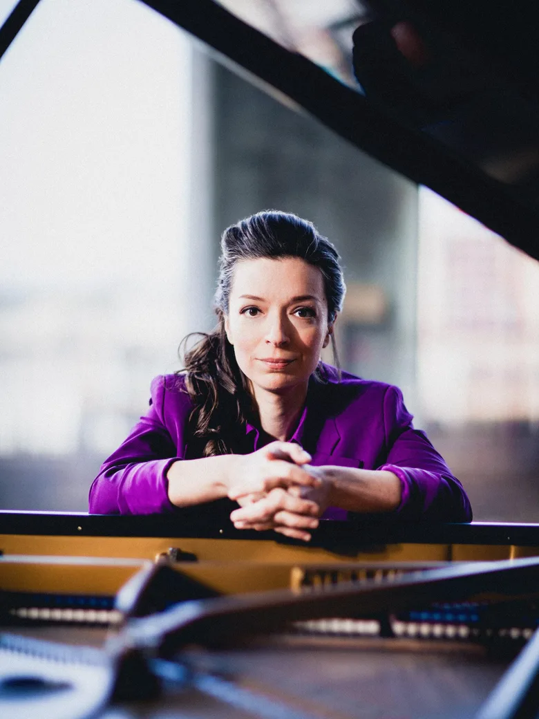 AUF SCHWARZEN UND WEIßEN TASTEN II: YULIANNA AVDEEVA