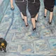 Kunst auf kurzen Beinen