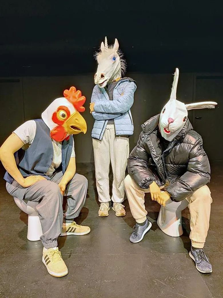 ALLE AUSSER DAS EINHORN
