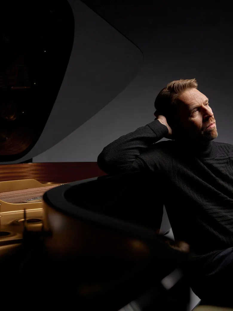 NDR Elbphilharmonie Orchester / Leif Ove Andsnes / Alan Gilbert