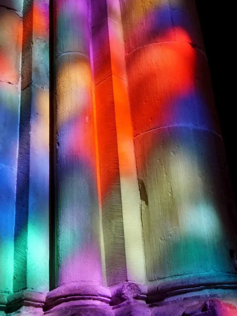 Kirchen-Lounge – Kirche der Begegnungen zum Ausruhen, Entspannen, Kraft schöpfen, Kennenlernen, Schaukeln...