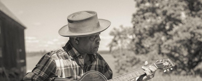 Frei. 23.10.2026 Eric Bibb Solo