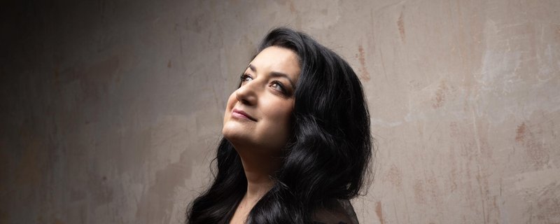 Pervin Chakar Recital