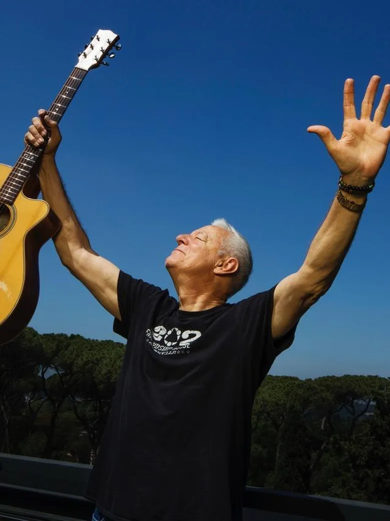 Tommy Emmanuel "Living in the Light - Tour 2027"