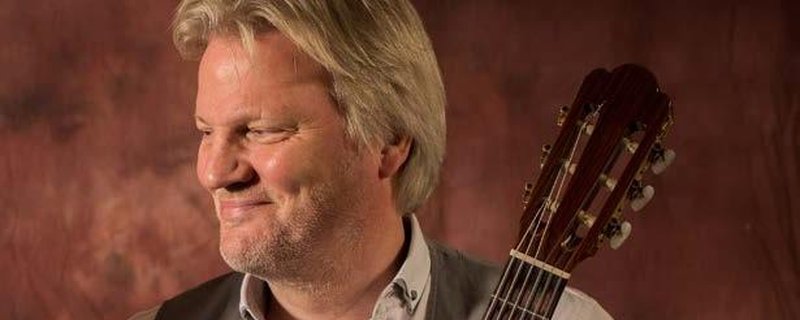 Echo der Epochen - Klassisch-romantische Gitarrenmusik mit Ulrich Busch