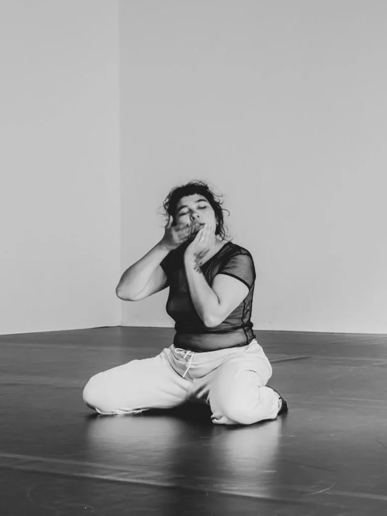 Dancing with the mineral pulse