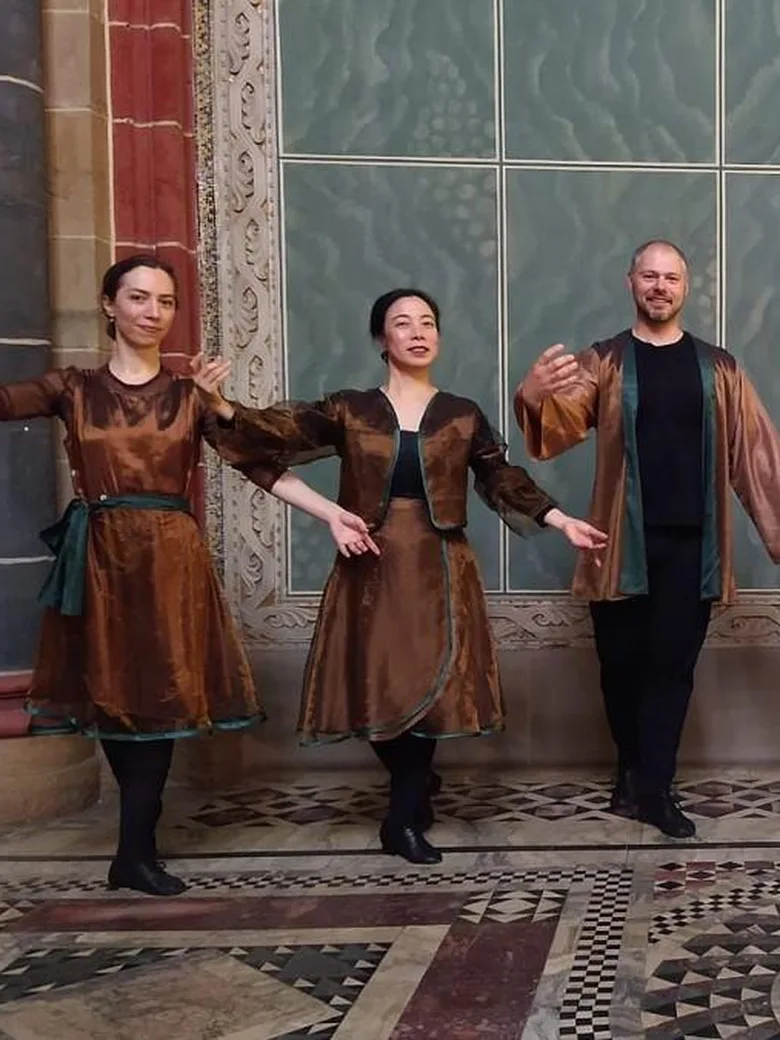 Musik und Tanz auf dem Hochchor