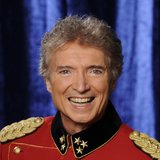 Peter Orloff und der Schwarzmeer Kosaken-Chor