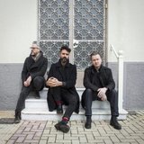 Jazzahead Clubnight – Petros Klampanis Trio „Latent Info“