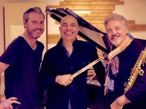 TIM GARLAND’S LIGHTHOUSE TRIO