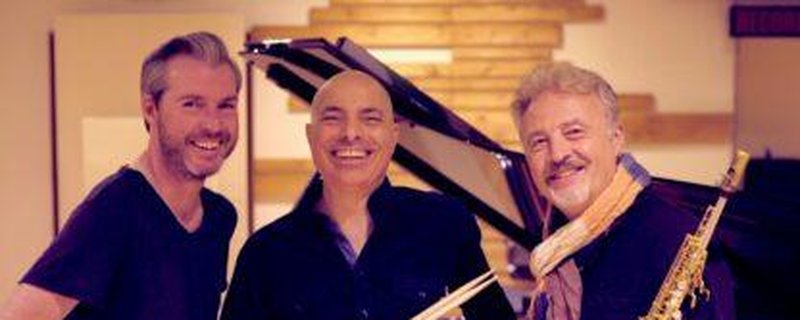 TIM GARLAND’S LIGHTHOUSE TRIO