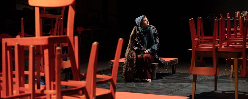 Allein an der Bar. Lieder über Nähe, Distanz und die Sehnsucht dazwischen.