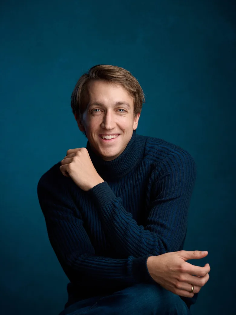 AUF SCHWARZEN UND WEIßEN TASTEN I: FABIAN MÜLLER