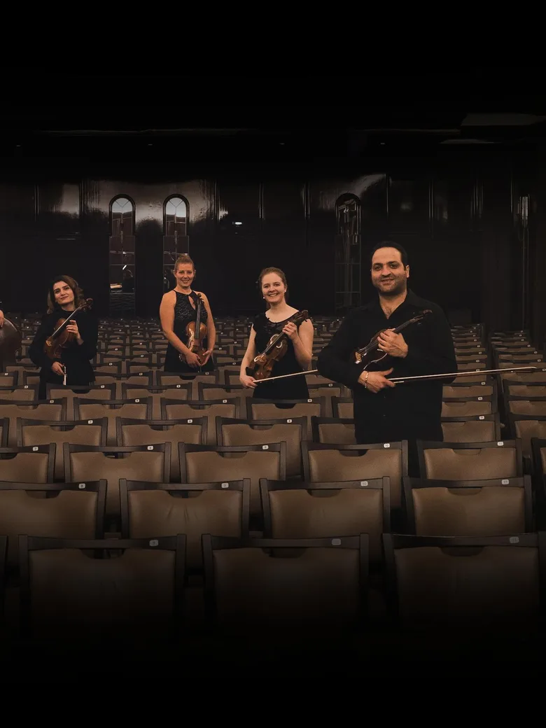 Hamburg Stage Ensemble "Vivaldi meets Piazzolla"