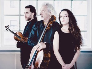 Mischa, Lily & Sascha Maisky / Neue Philharmonie Hamburg