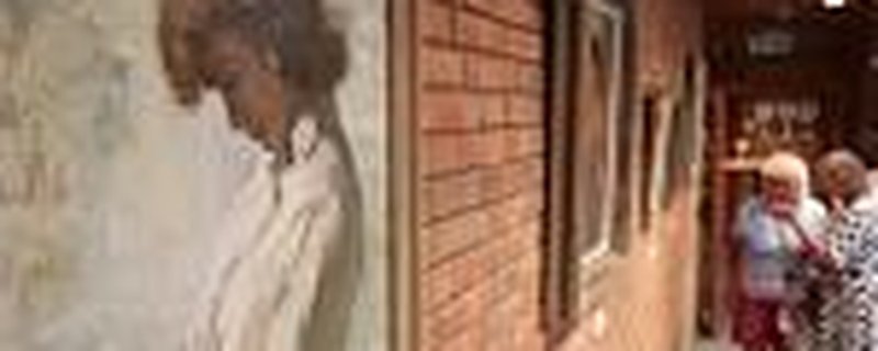 Rathaus-Ausstellung "Different times. One Madona"
