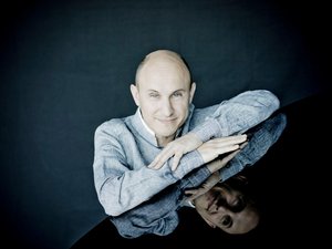 Symphoniker Hamburg / Nelson Goerner / Sylvain Cambreling