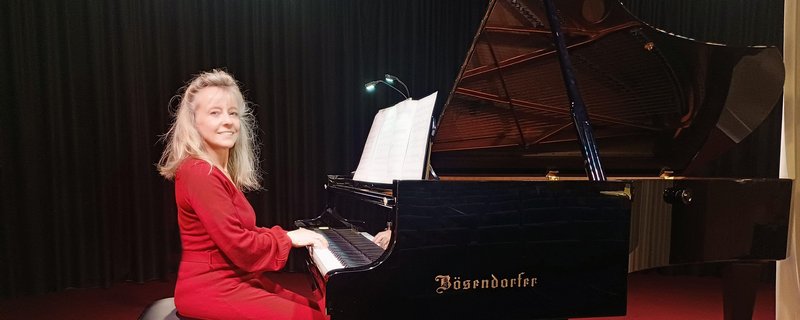 Hans Zimmer, Einaudi, Coldplay und mehr - Dagmar Krug am Klavier. Ein Erzählkonzert.