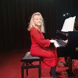 Hans Zimmer, Einaudi, Coldplay und mehr - Dagmar Krug am Klavier. Ein Erzählkonzert.