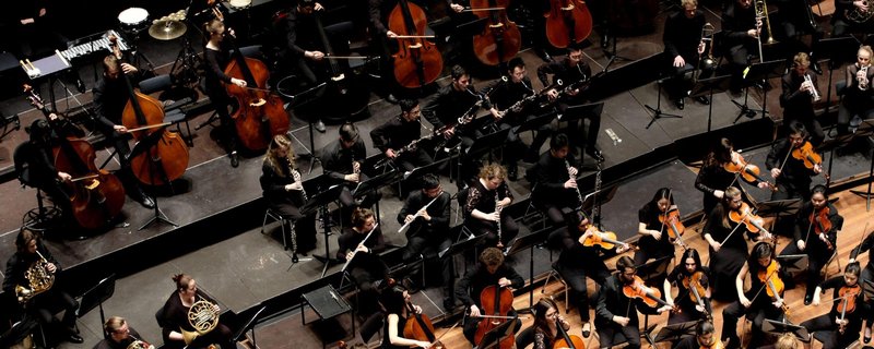 Sinfonieorchester der Hochschule für Künste Bremen "Feuer der Jugend"