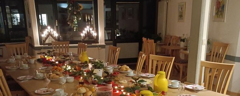 Frühstück am Gründonnerstag in der Dietrich-Bonhoeffer-Gemeinde