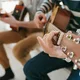 Gitarrenunterricht im Gemeindezentrum Melanchthon-Kirche
