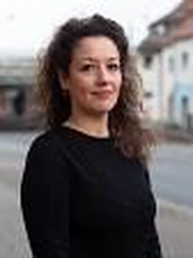 Mehrfamilienhaus ohne Aussicht – Lesung und Gespräch mit Donka Dimova