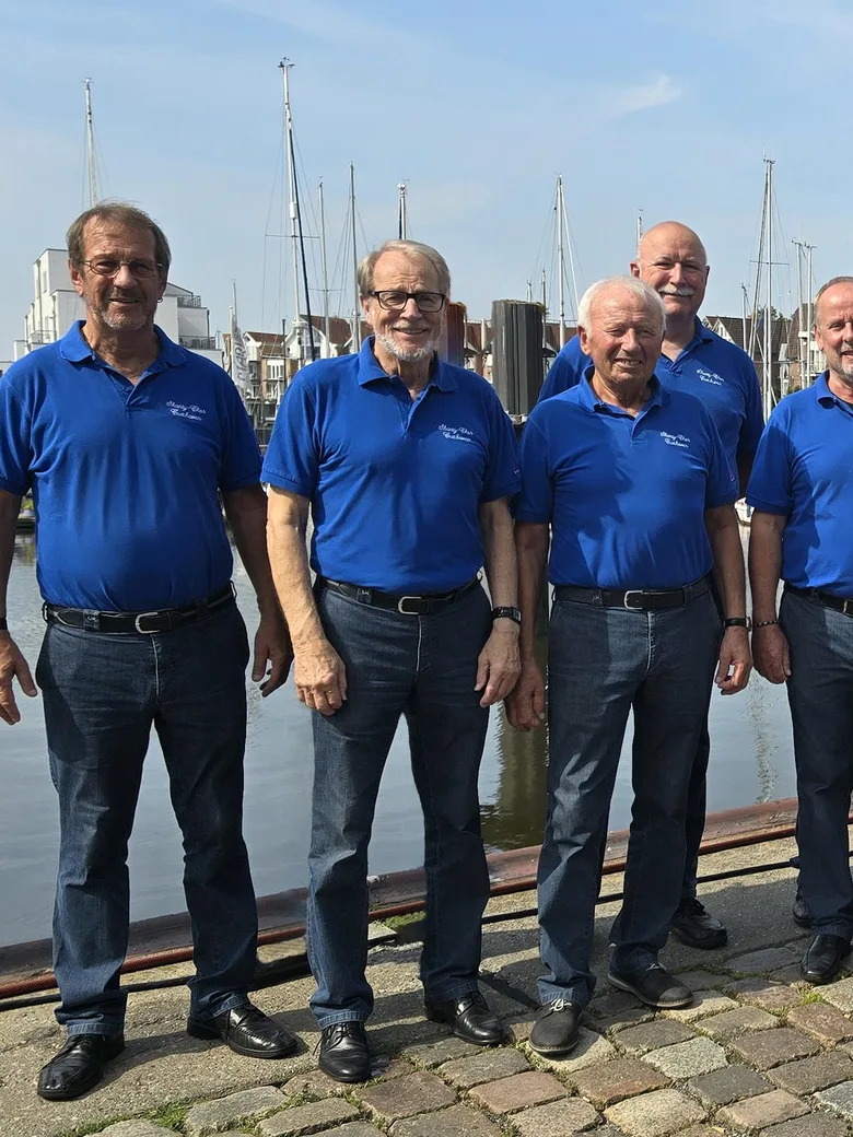 Abend am Hafen mit dem Shanty-Chor Cuxhaven