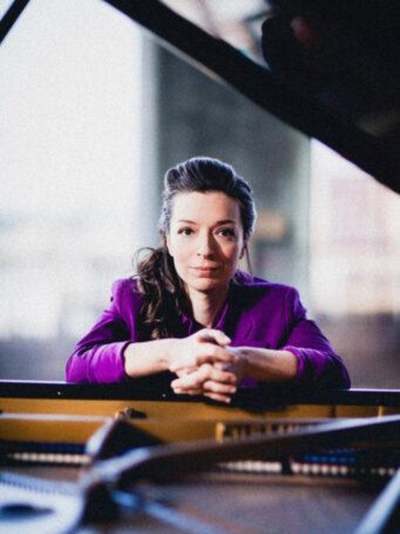 AUF SCHWARZEN UND WEIßEN TASTEN II: YULIANNA AVDEEVA
