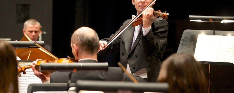 Tschechische Kammerphilharmonie Prag / Martin Kos / Petr Chromčák