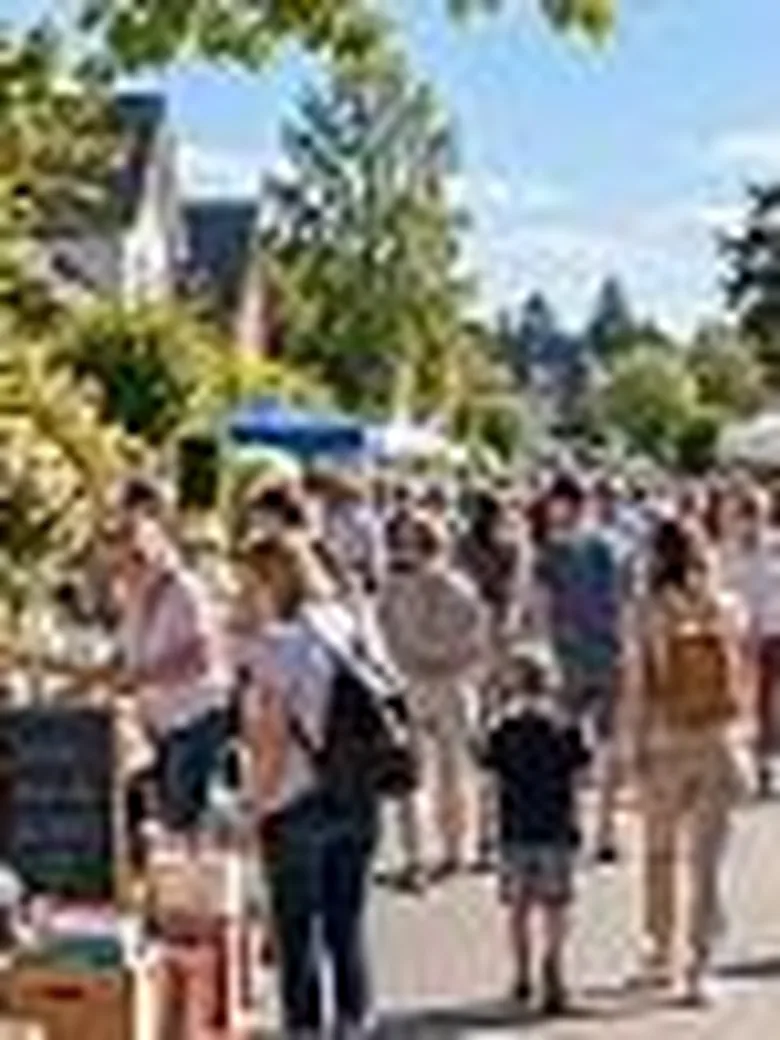 Hof-Flohmarkt in der Weserdüne