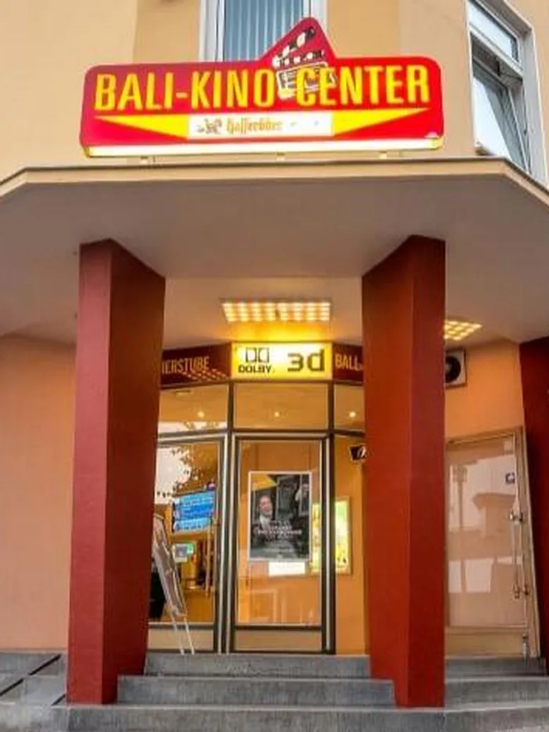 VHS-Kino: Frühstück bei Audrey