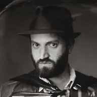 Daniel Kahn