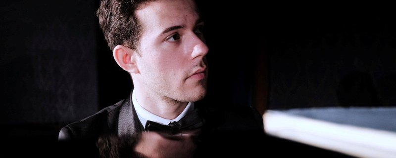 Stefan Bonev, Klavier