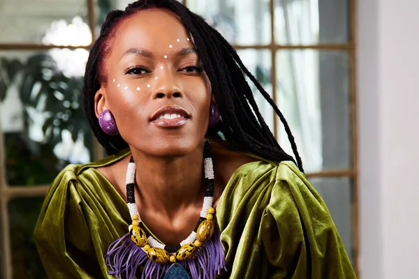 THABILÉ „Read my Lips“